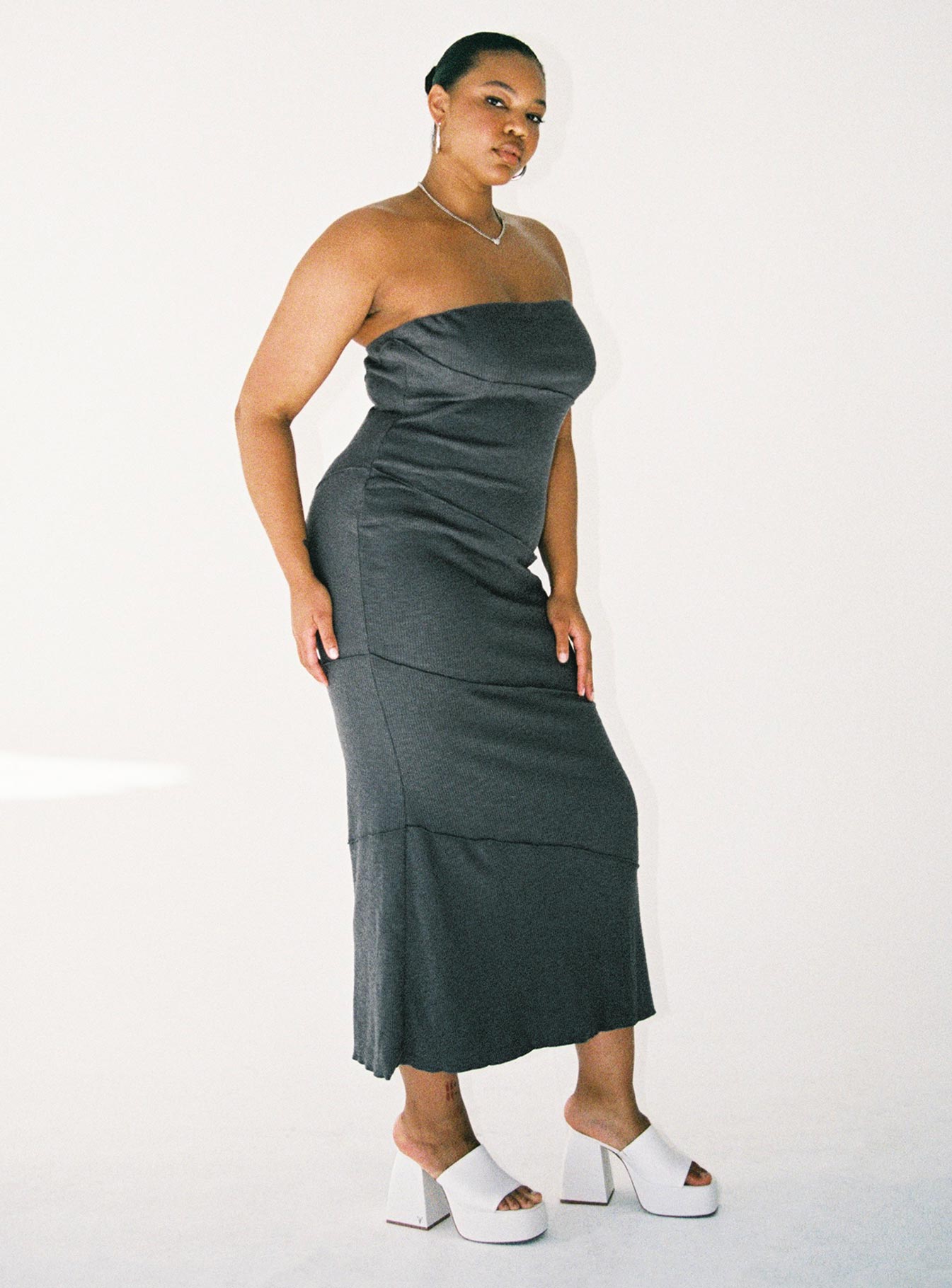 Oscar Midi Dress Grey Curve