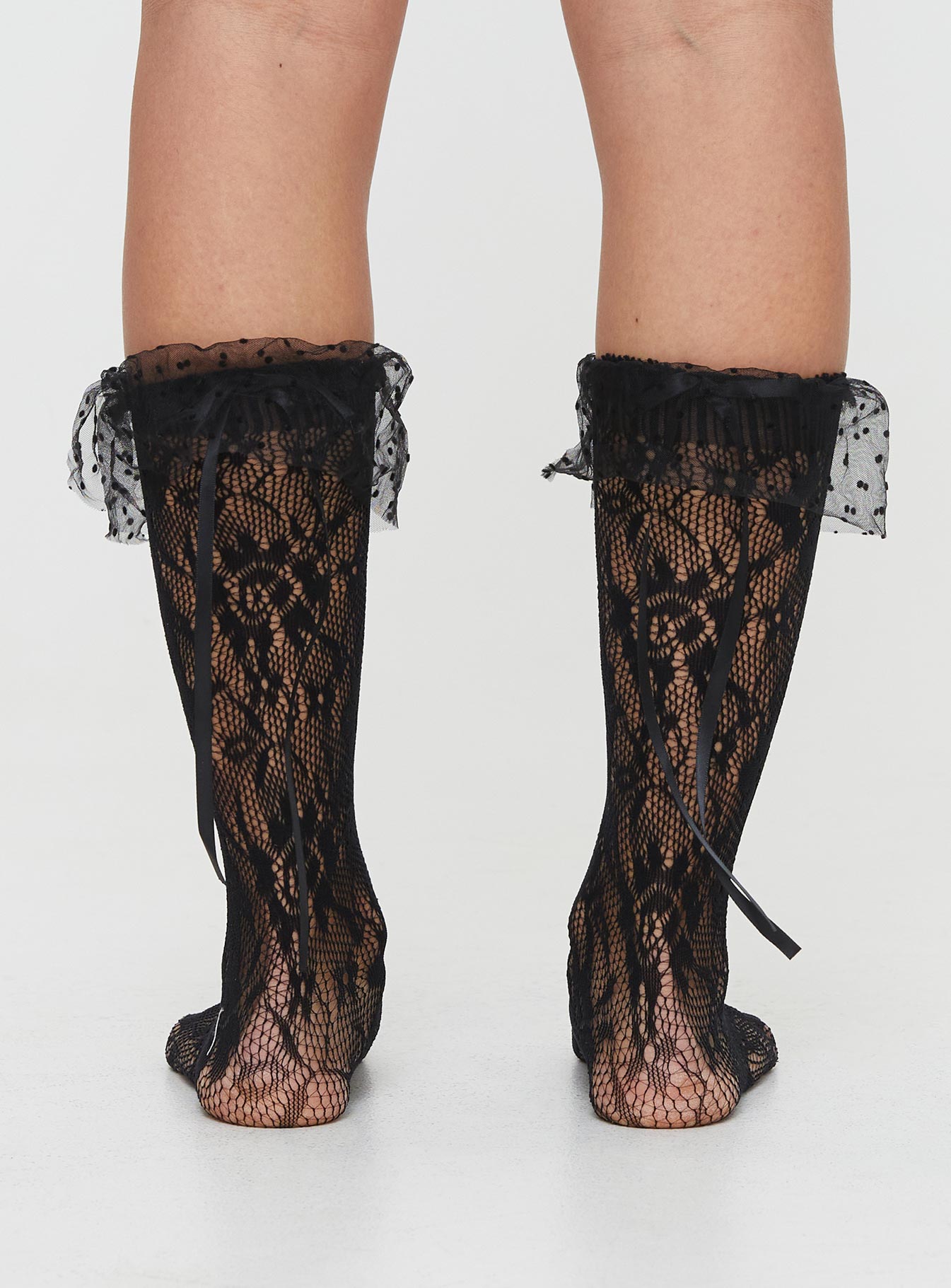 Yesenia Lace Socks Black