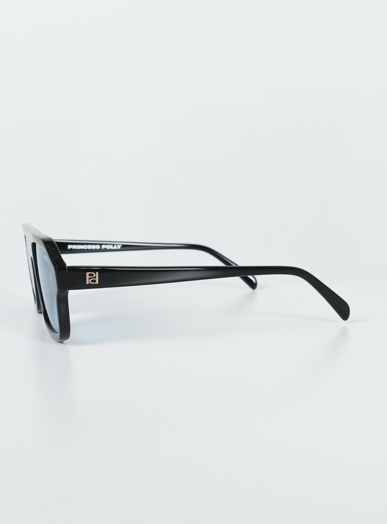 Hetley Sunglasses Black / Blue