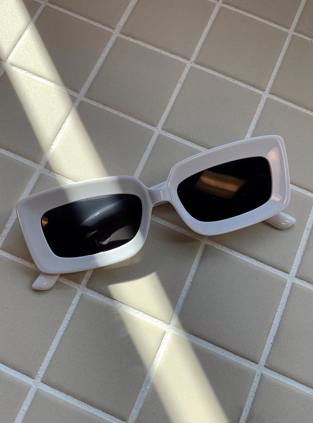 Asante Sunglasses White