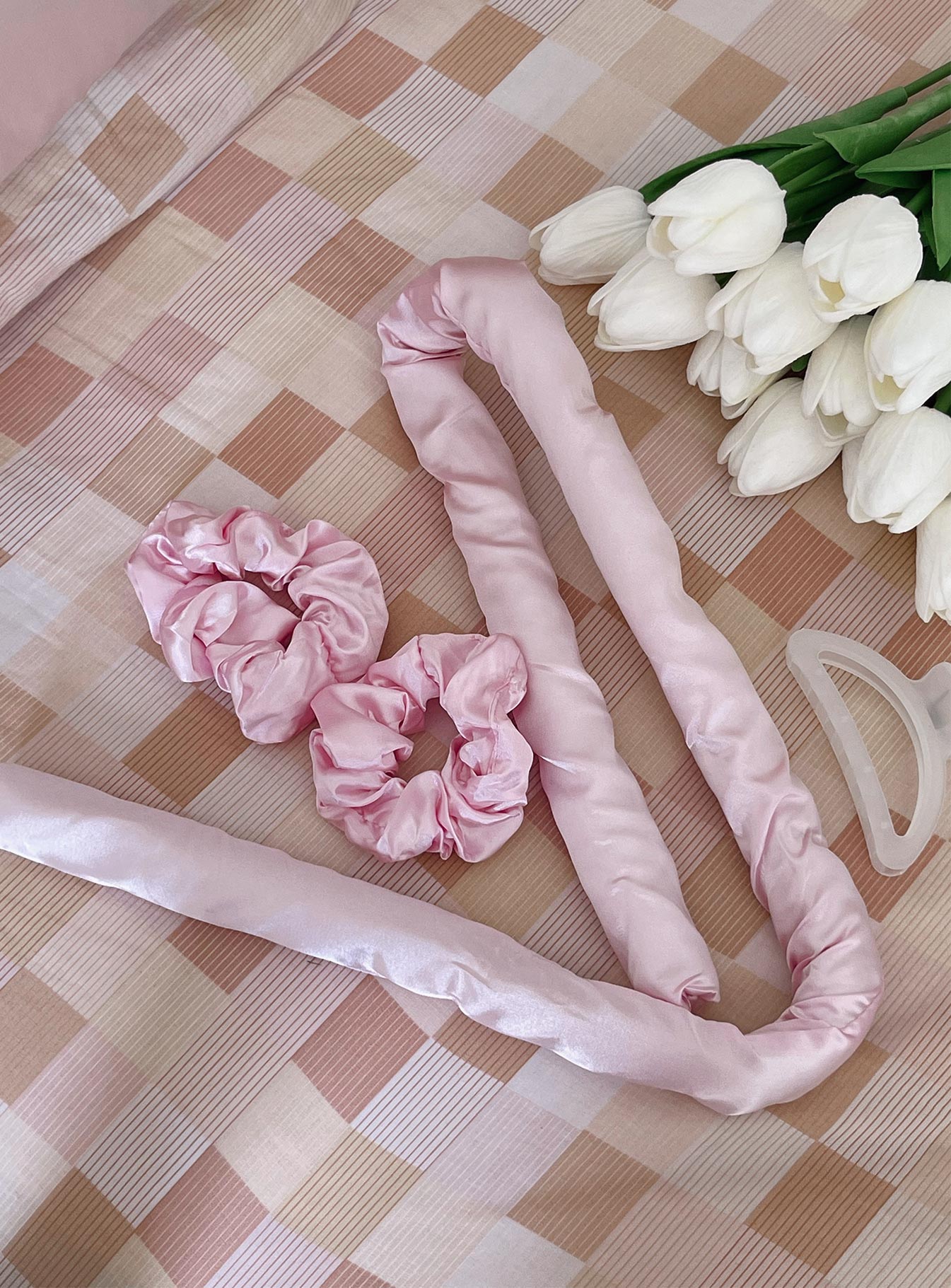 Hair Envy Heatless Curl Pink