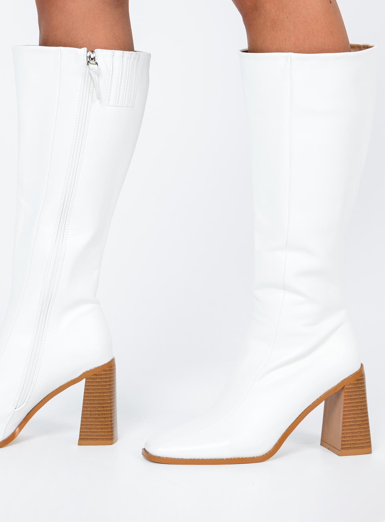 Jessa Boots Matte White PU
