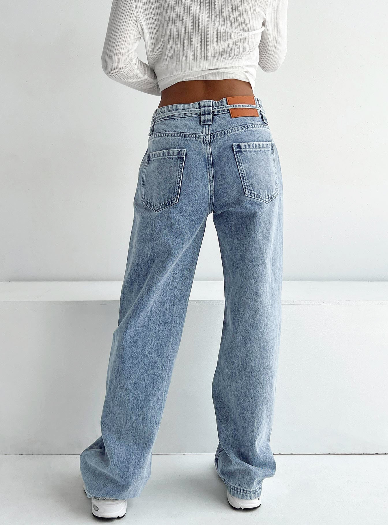 Pemberton High Rise Straight Leg Jeans Mid Wash Denim