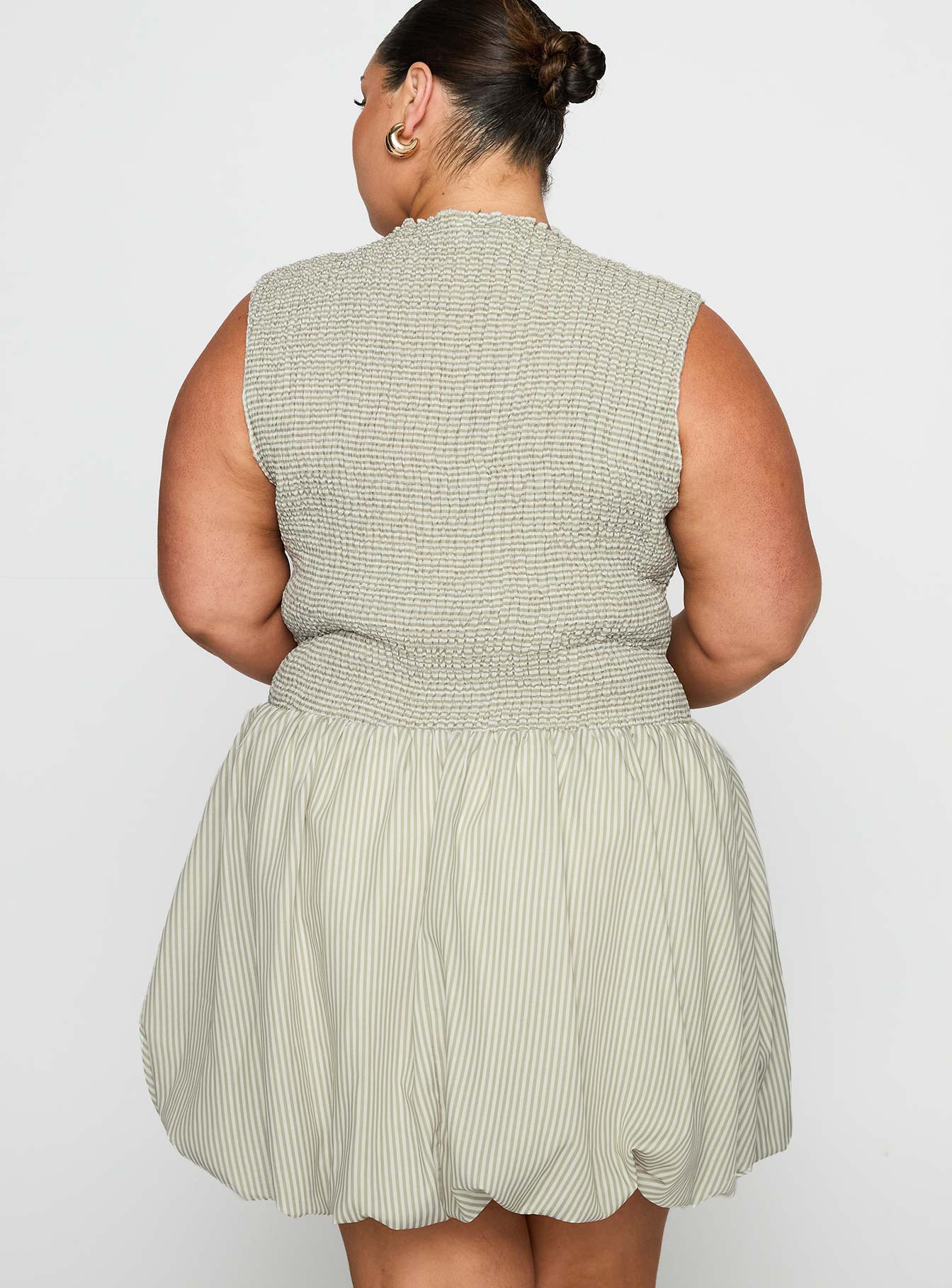 Narnie Mini Dress Sage Curve