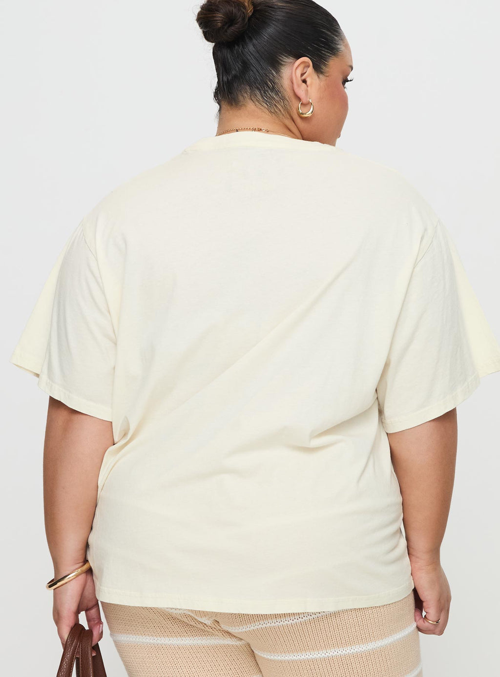 Local Produce Tee Cream Curve
