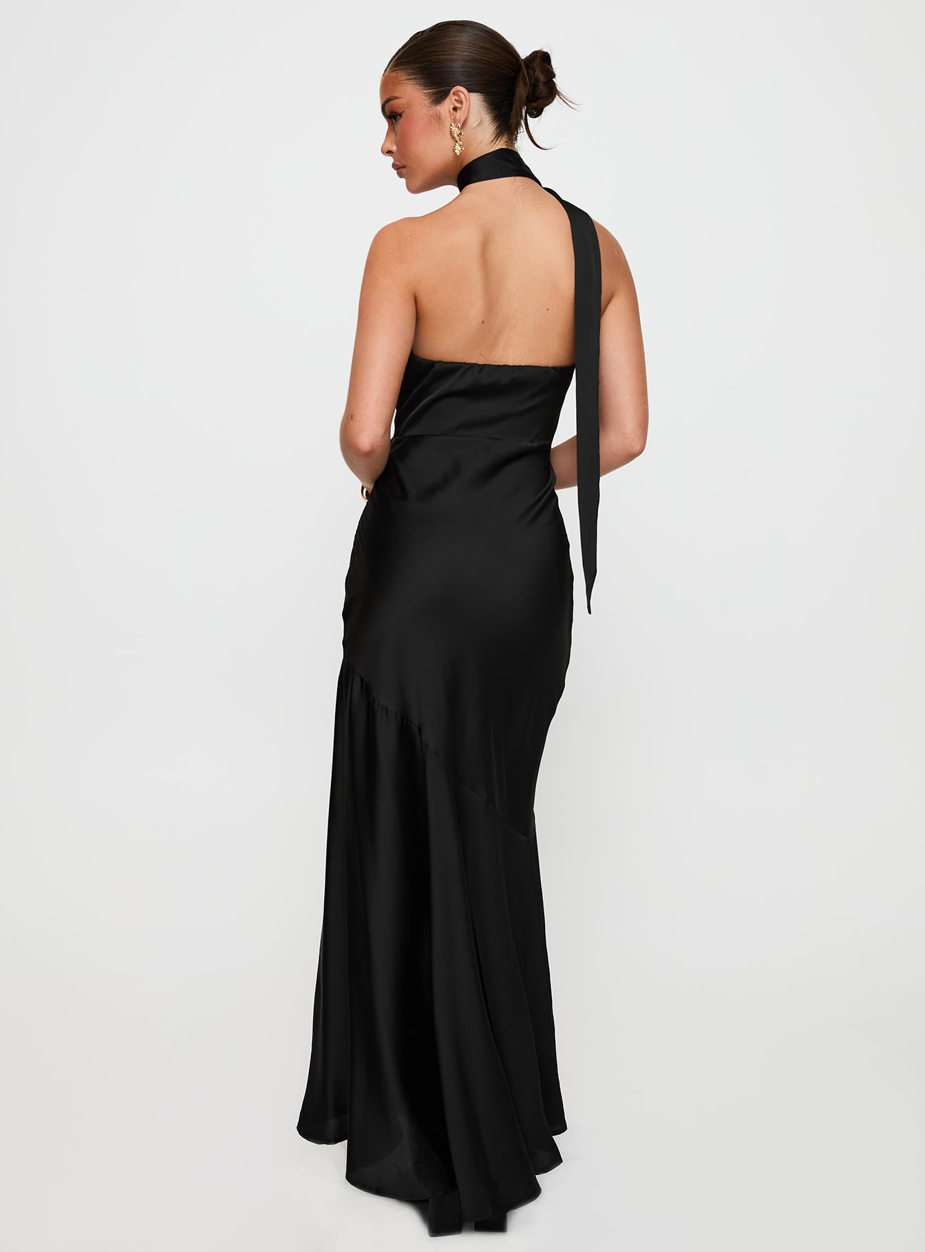 Elixaire Scarf Maxi Dress Black
