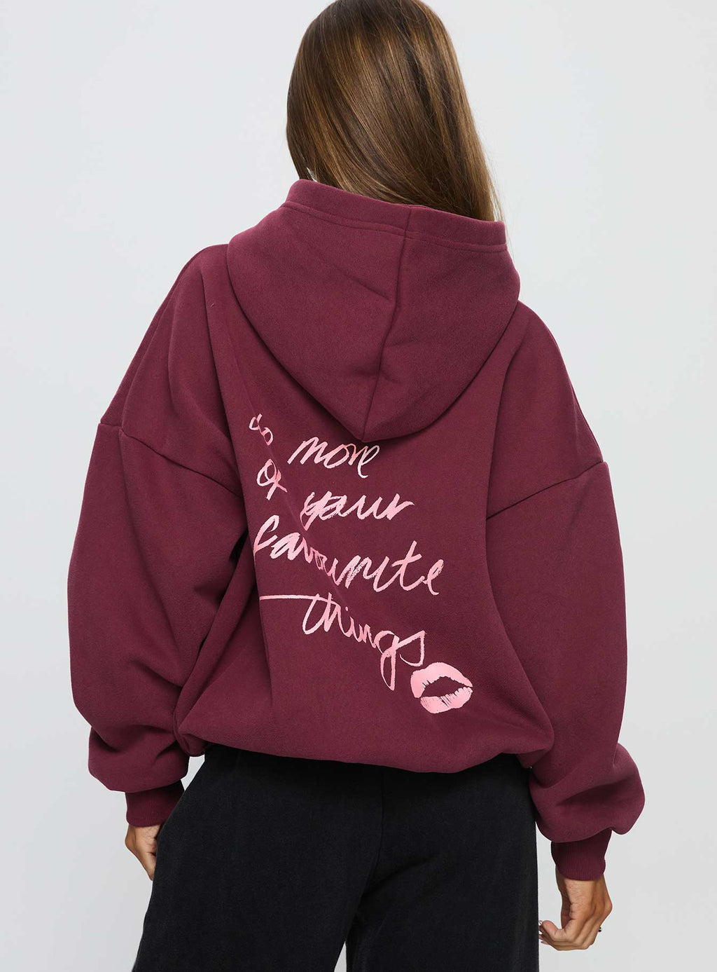 Kisses Graphic Hoodie Wine