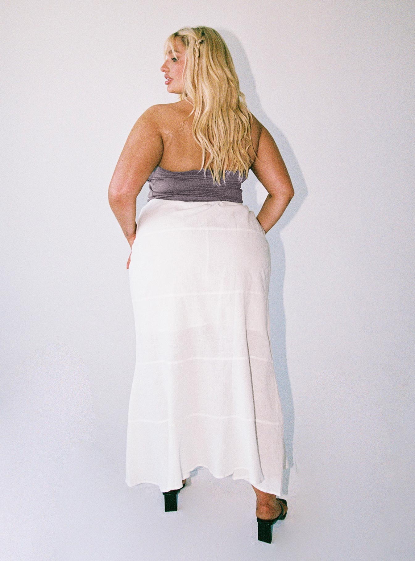 Raven Mid Rise Maxi Skirt White Curve