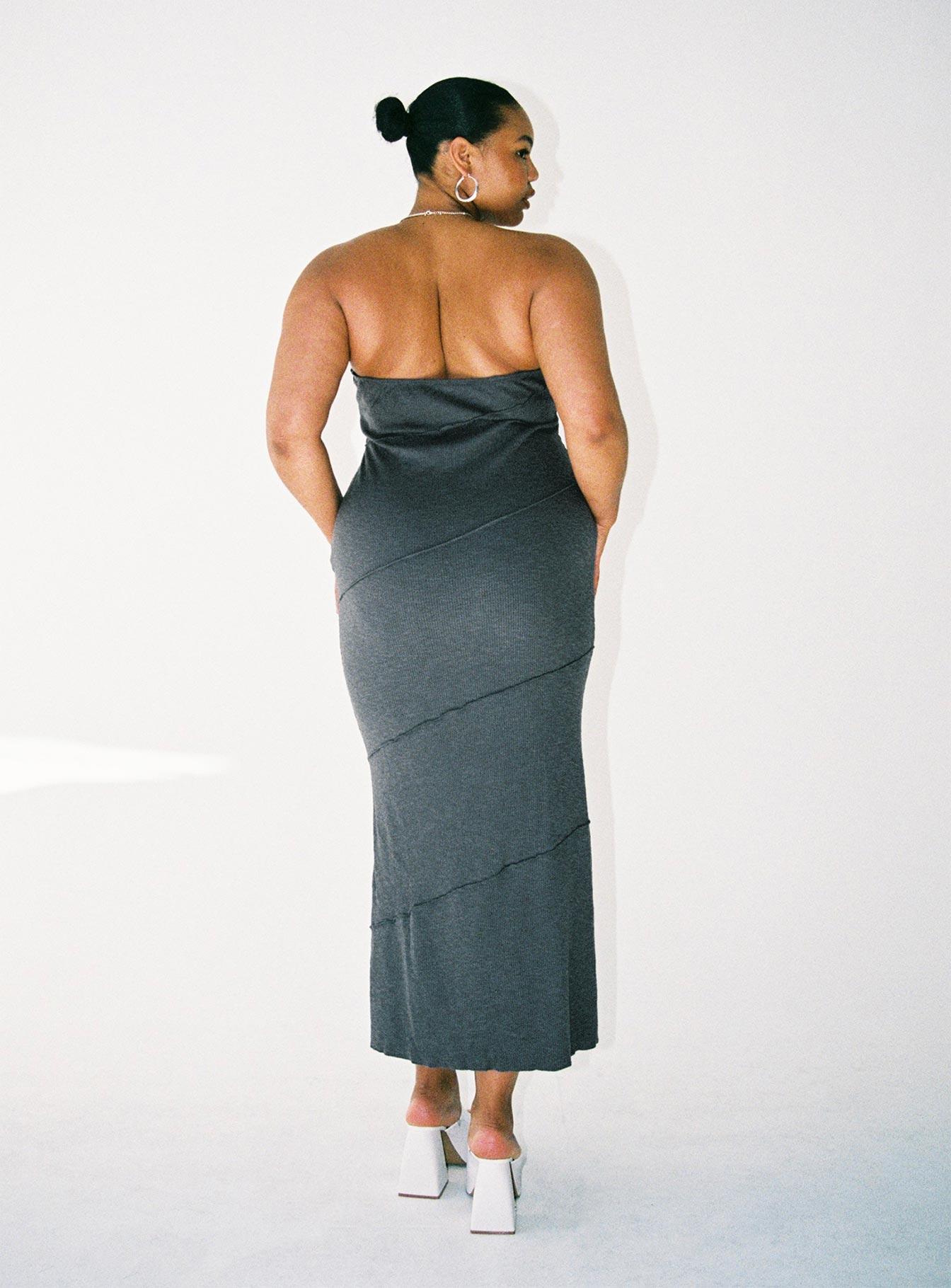 Oscar Midi Dress Grey Curve