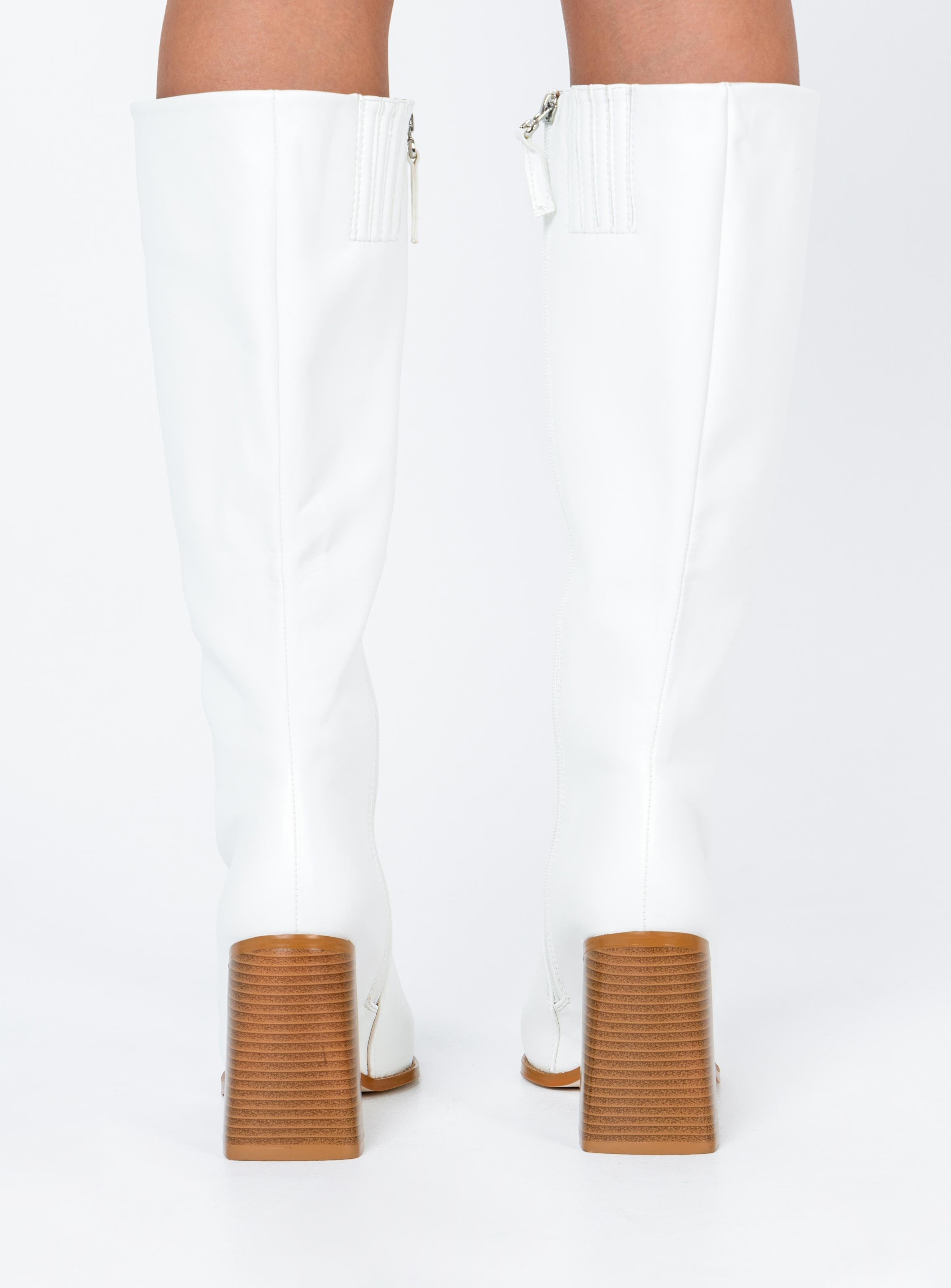 Jessa Boots Matte White PU