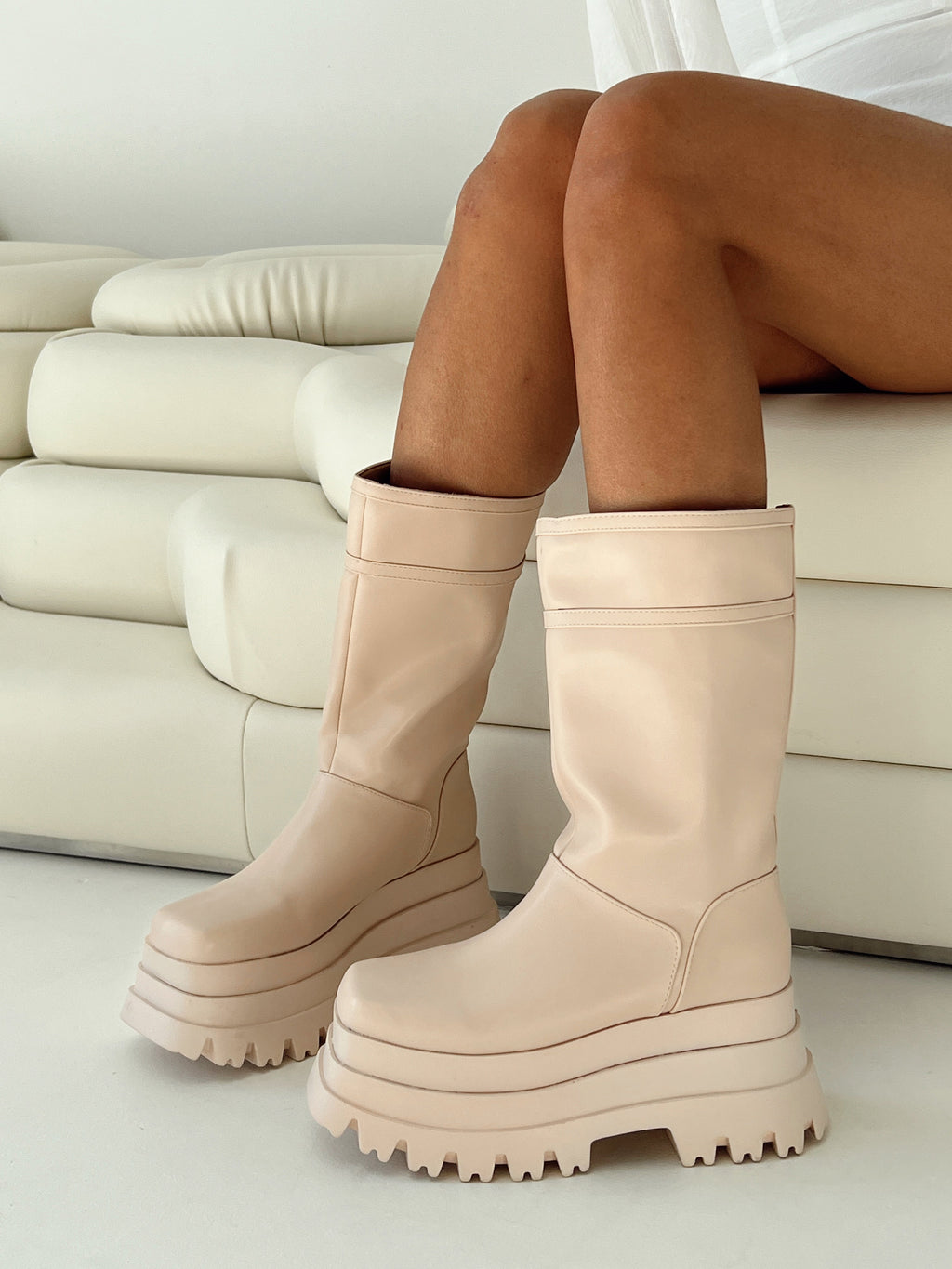 Sky High Boots Cream