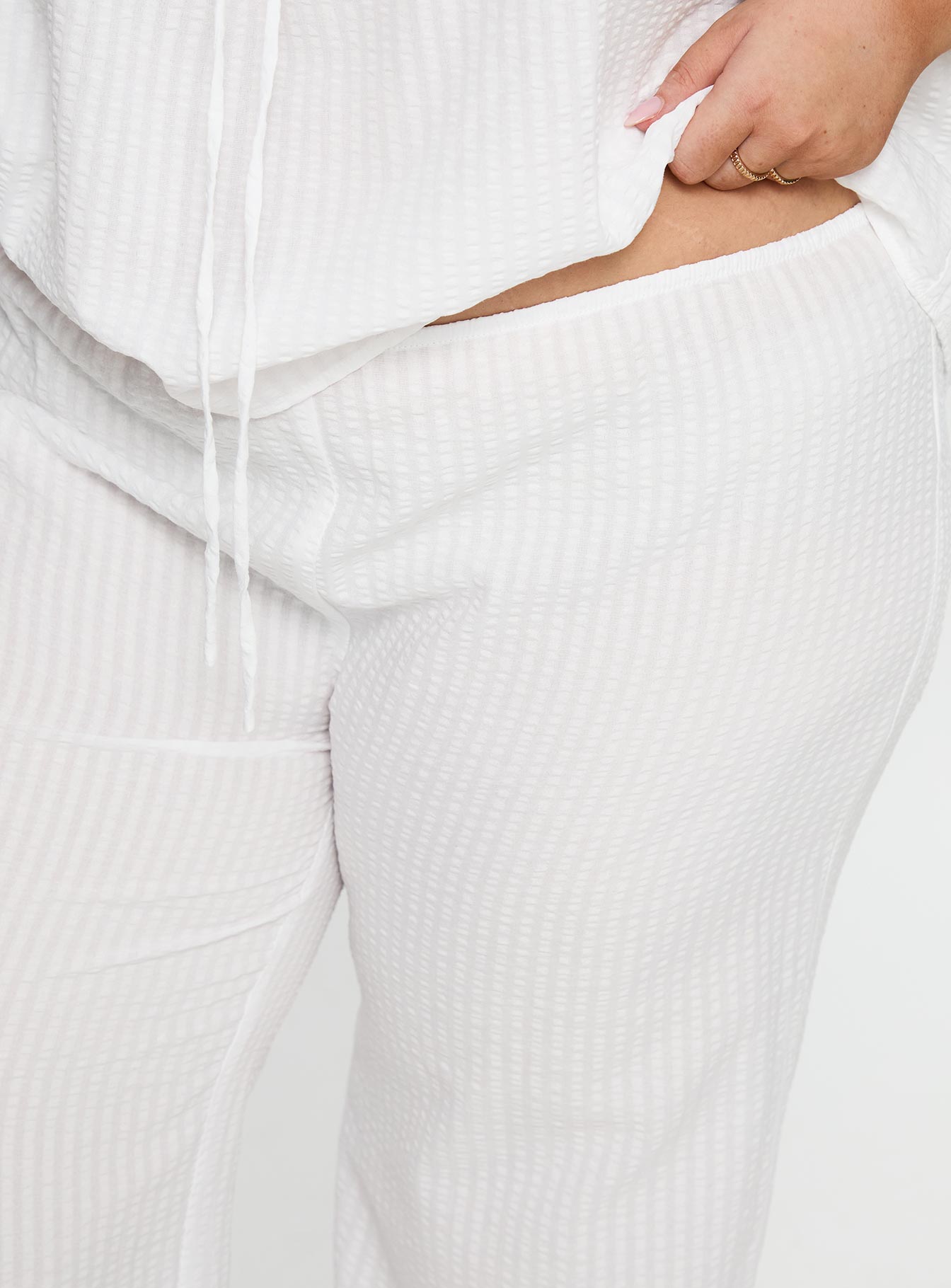 Santabelle Frill Pants White Curve