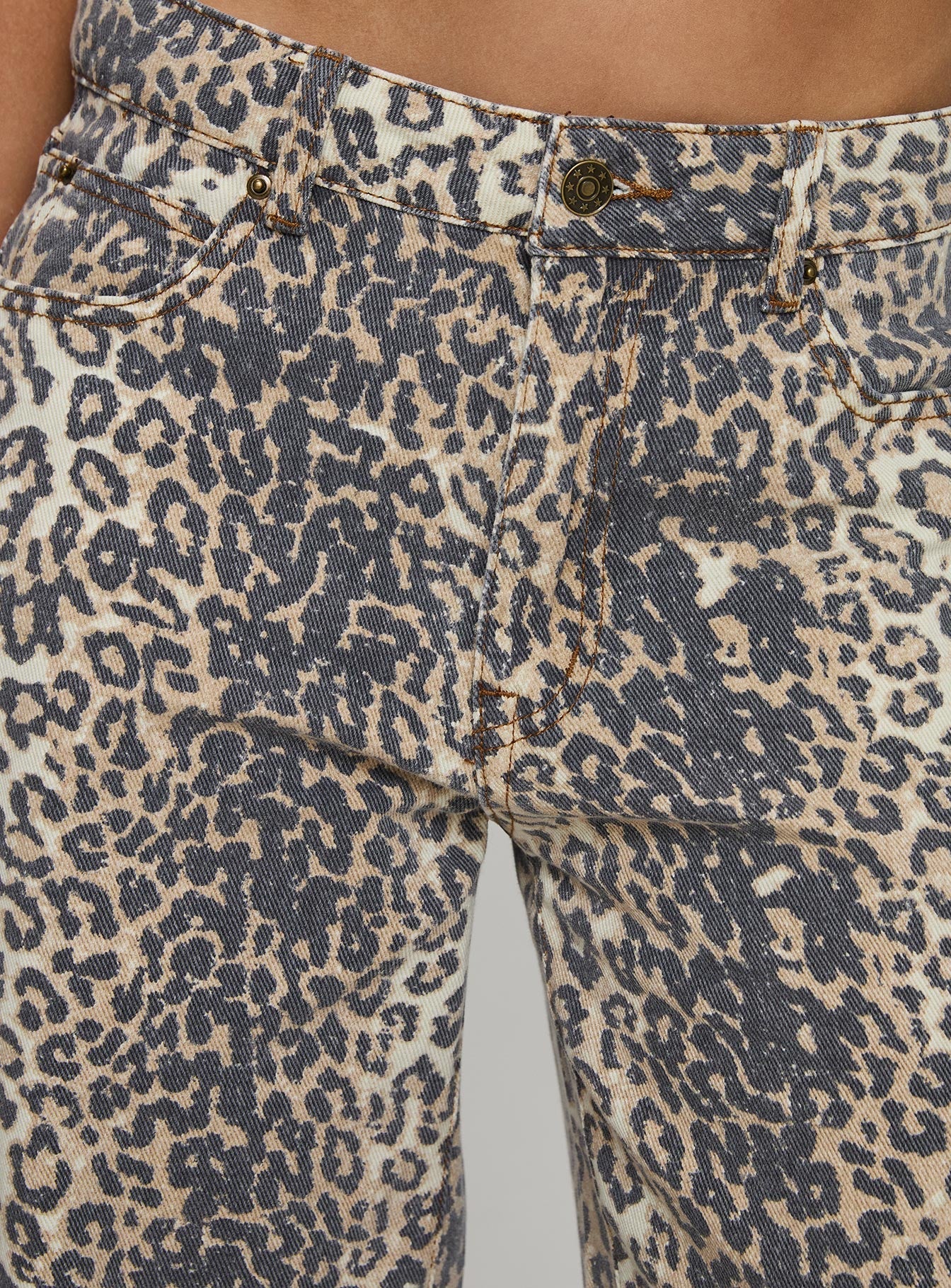 Top Model Low Rise Straight Leg Jeans Leopard Fade