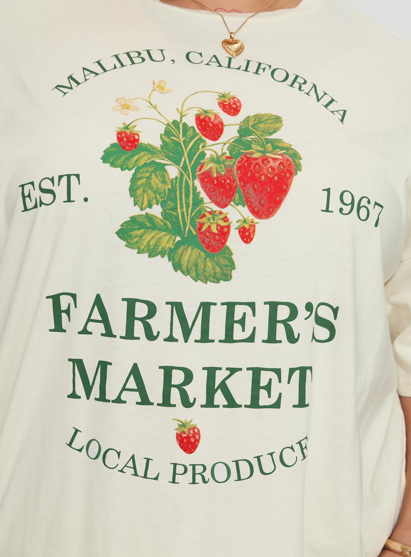 Local Produce Tee Cream Curve