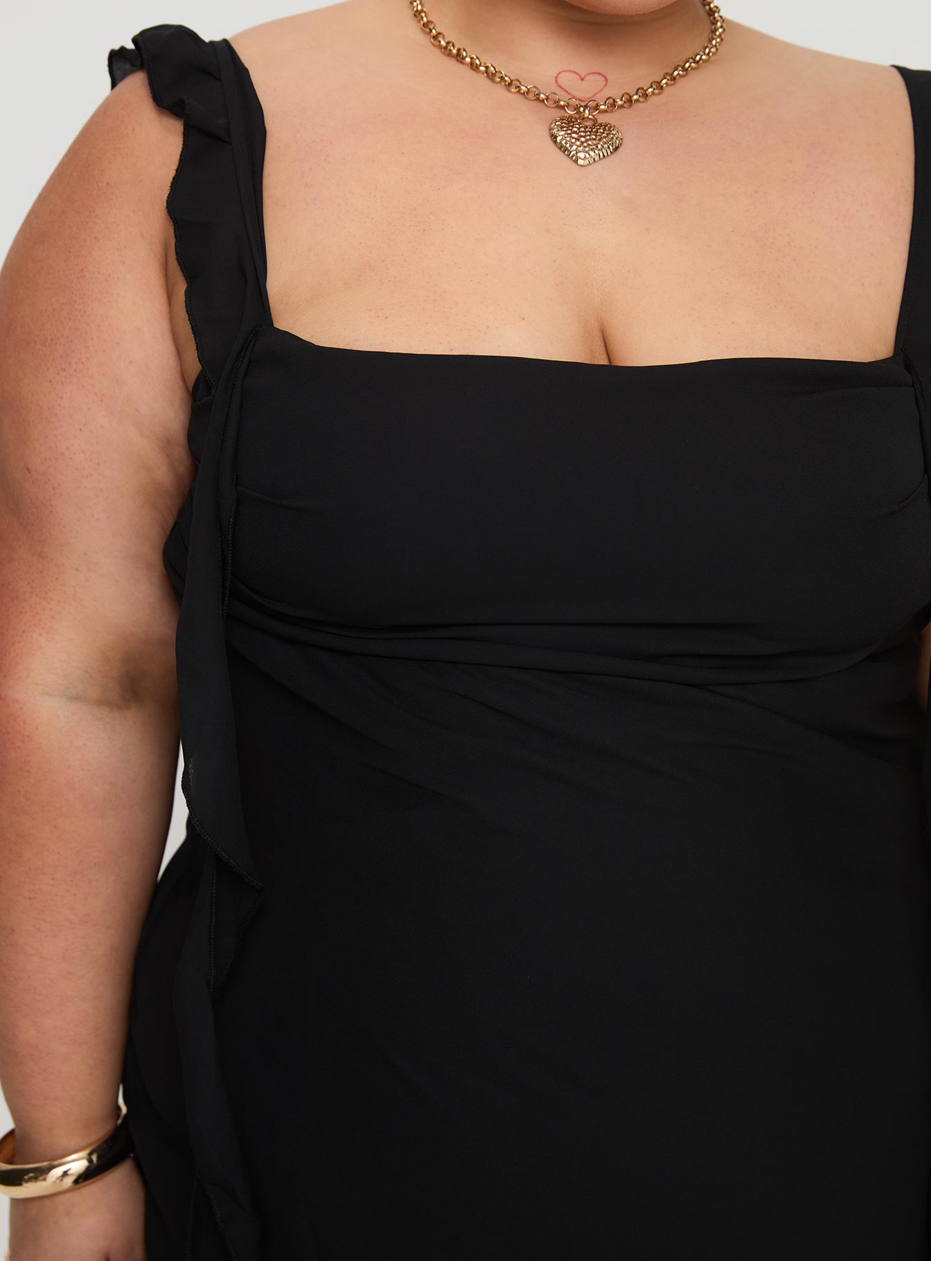 Lanai Maxi Dress Black Curve