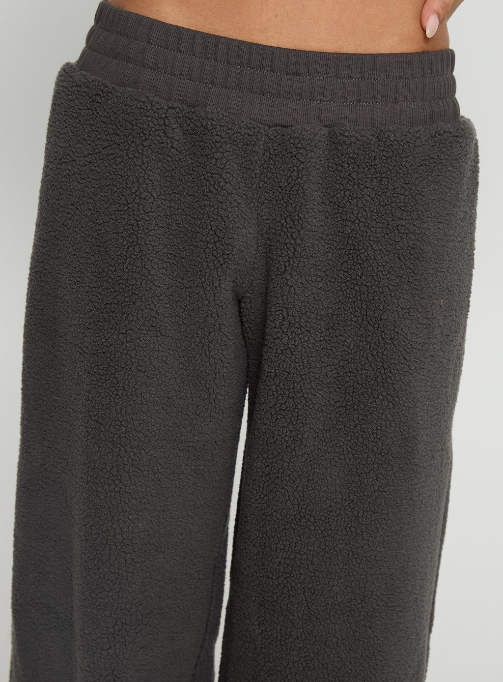 Siberia Fleece Track Pant Charcoal