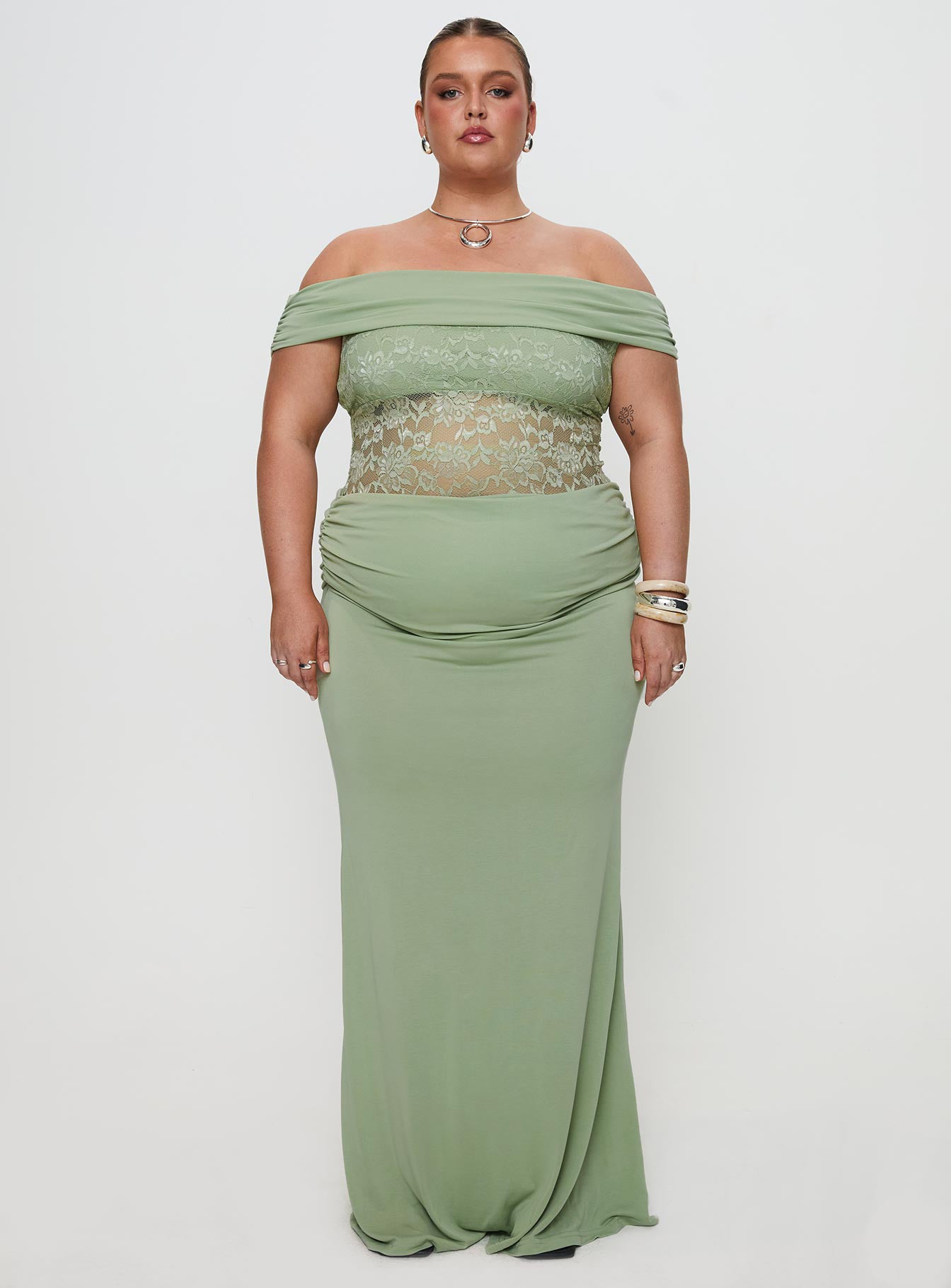 Gwendolen Off The Shoulder Maxi Dress Green Curve