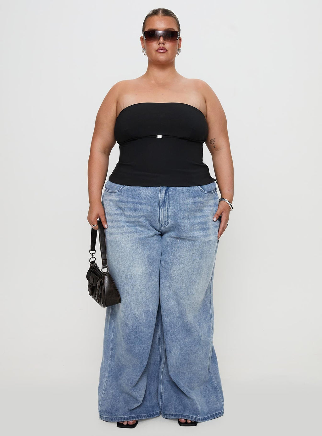 Naylor Mid Rise Wide Leg Jeans Light Wash Denim Curve