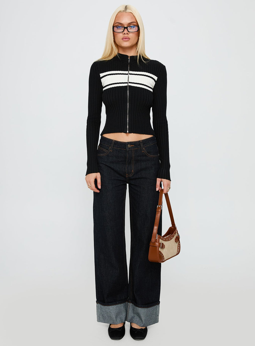 Decisive Zip Through Knit Sweater Black / White