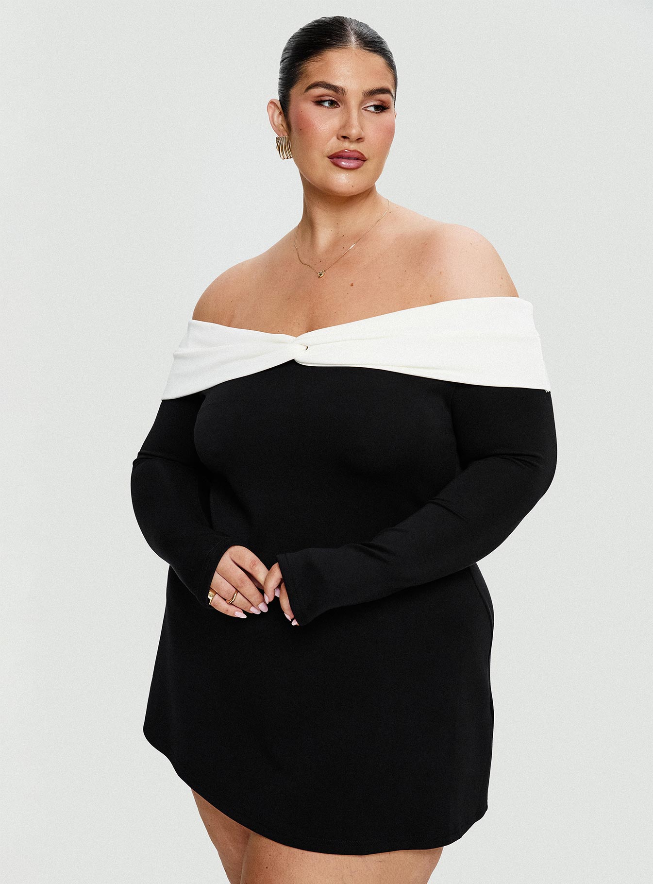 Distractions Off The Shoulder Mini Dress Multi Curve