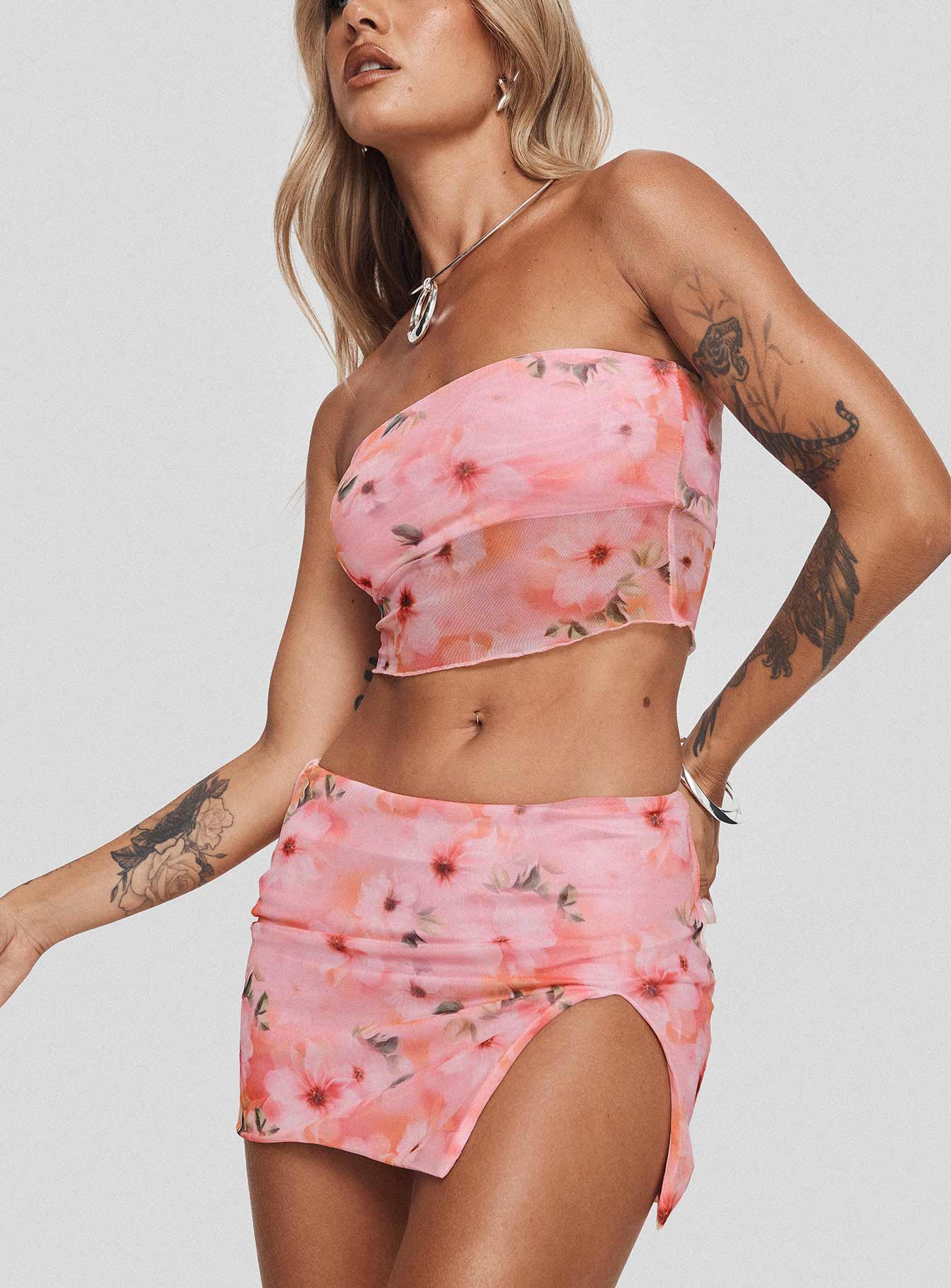 Corella Set Digital Pink Floral
