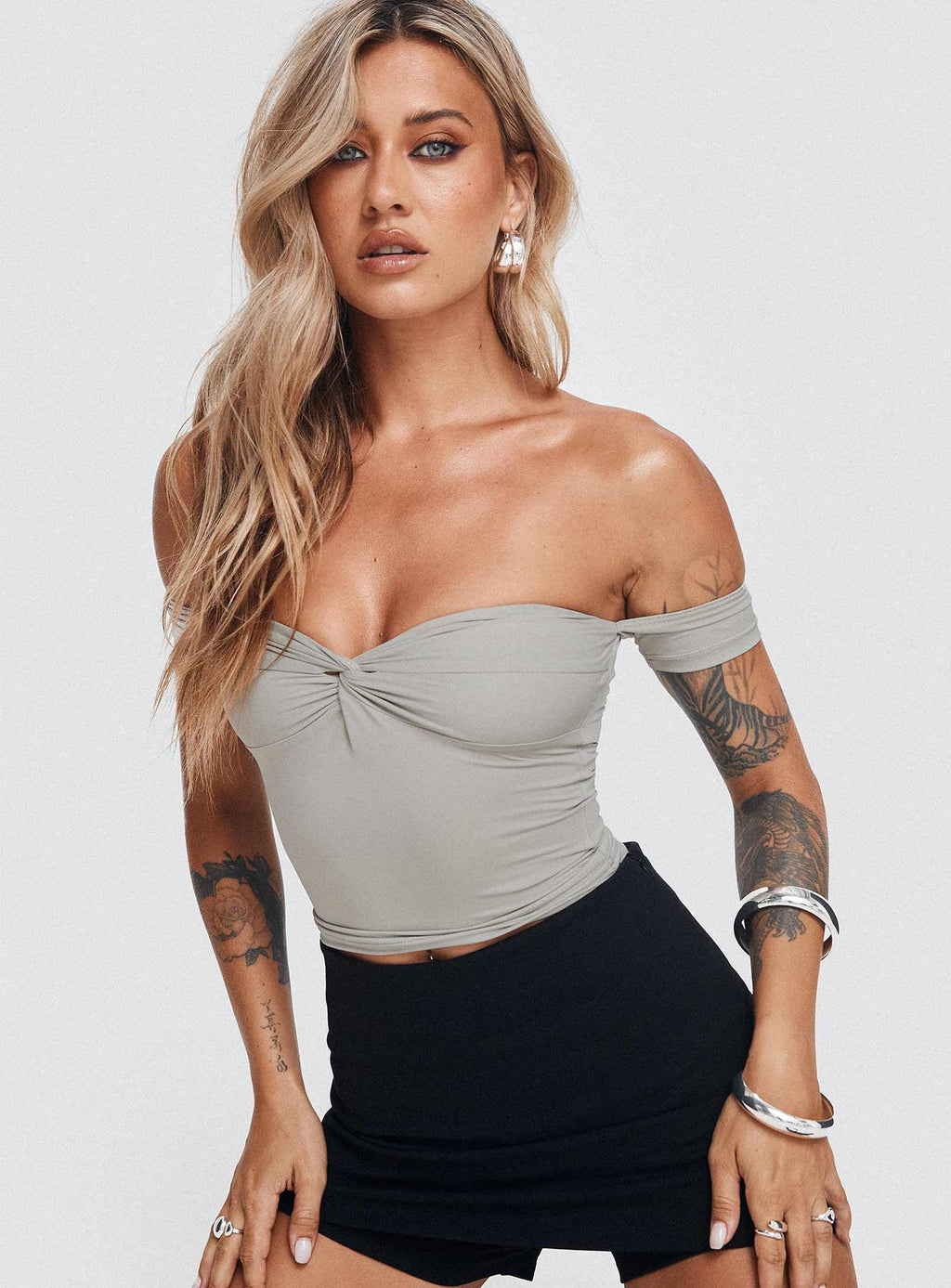 Larisha Top Grey