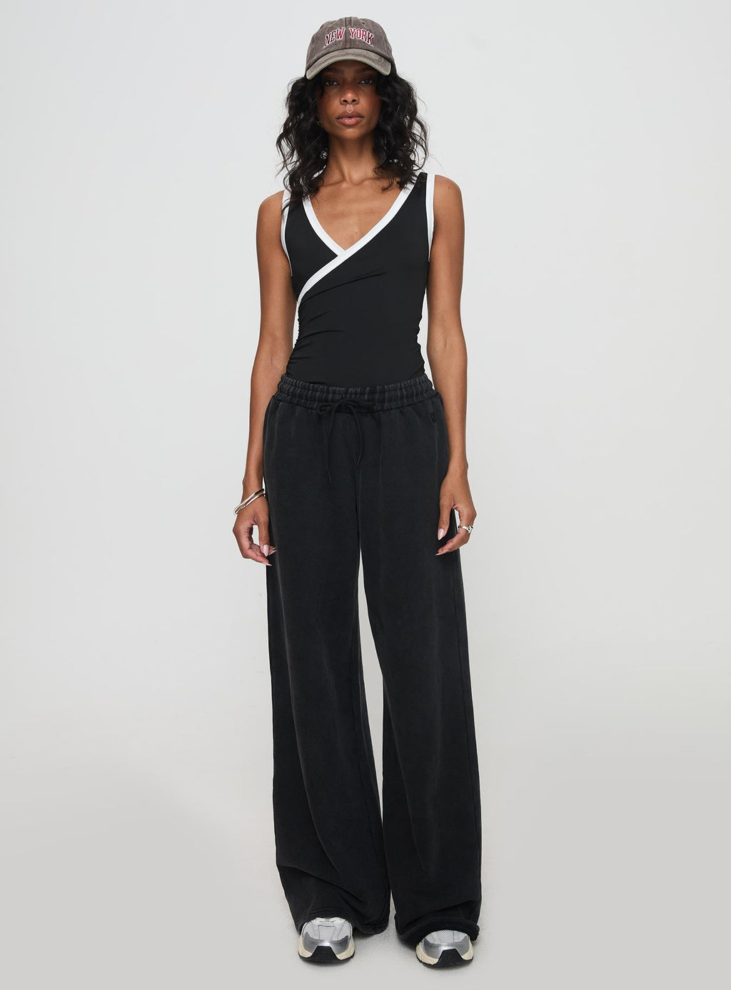 Fiorah Bodysuit Black / White