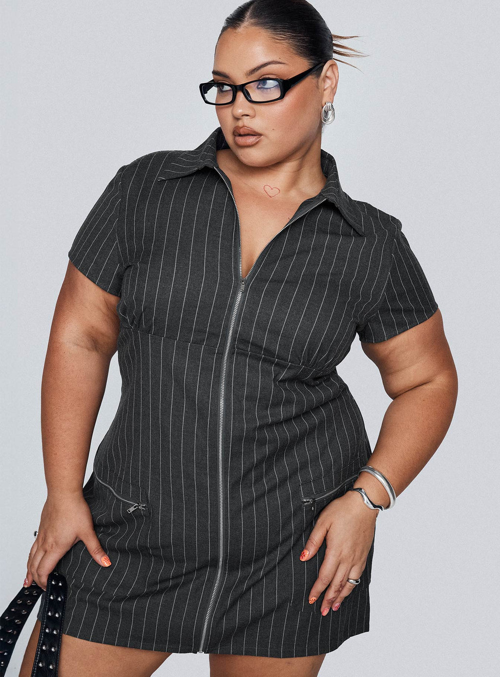 Wynona Mini Dress White / Grey Pinstripe Curve