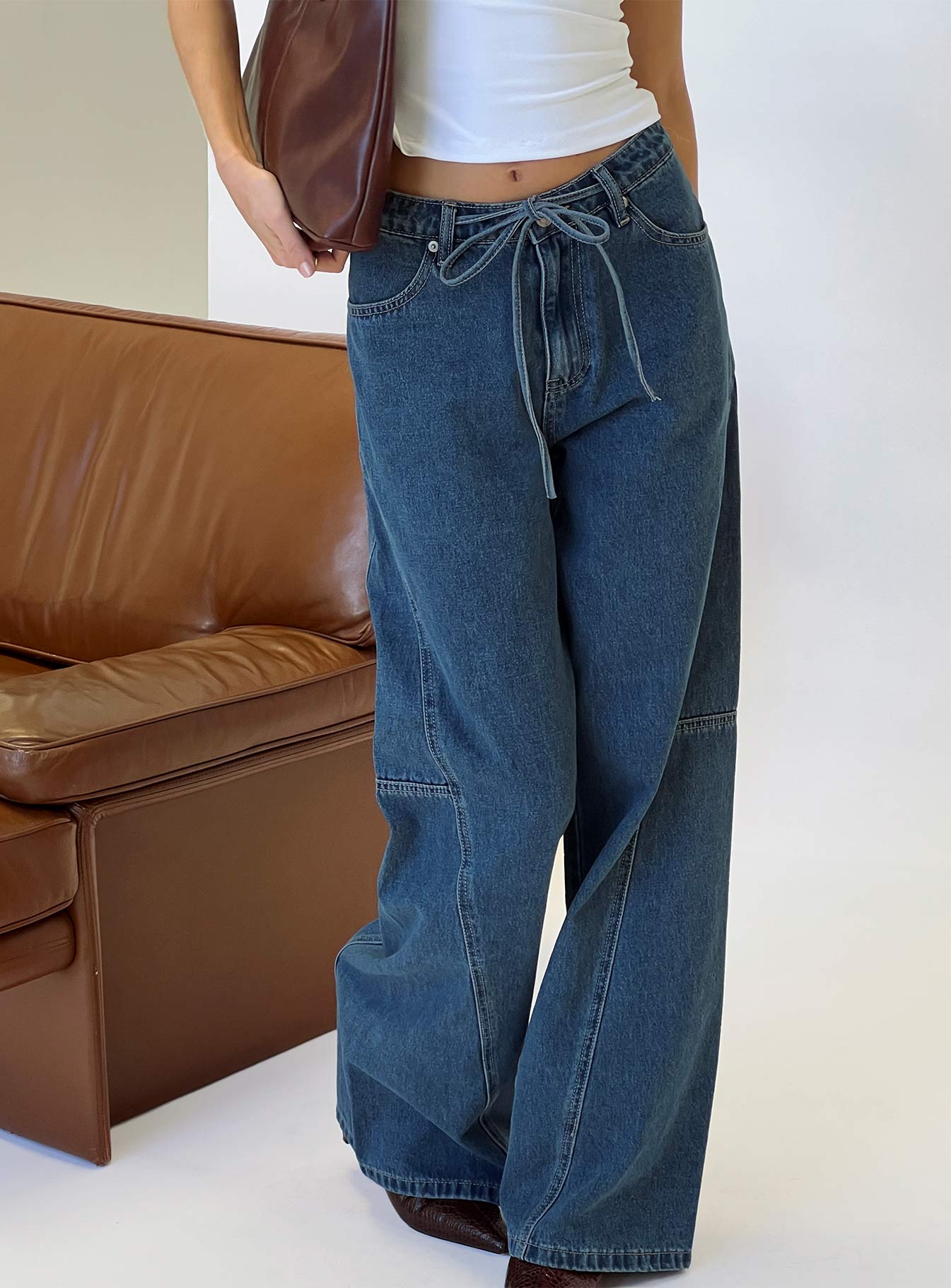 Bruiser Mid Rise Wide Leg Jeans Mid Blue Wash