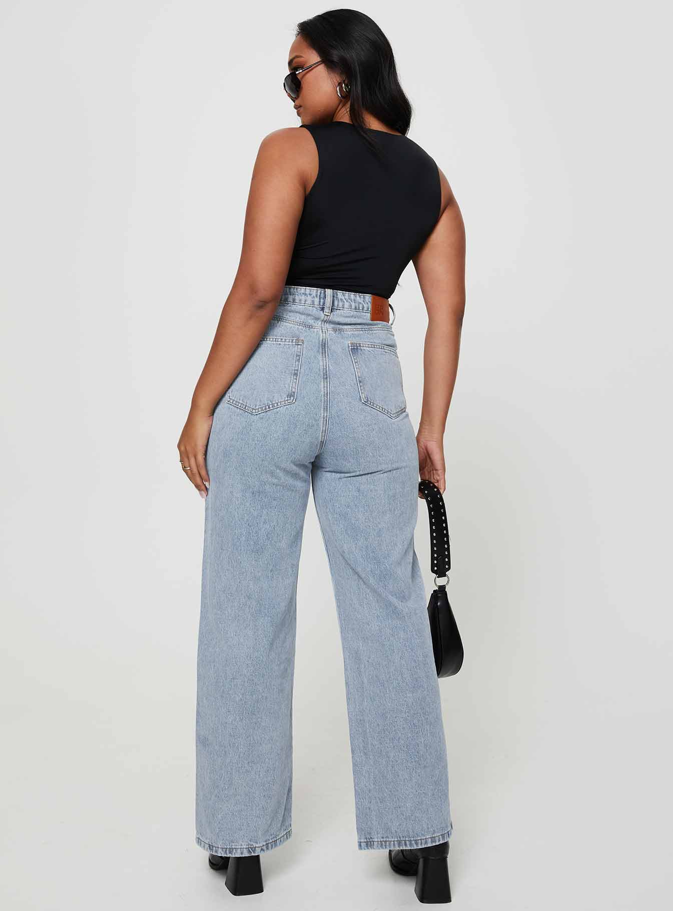 Nicolo High Rise Straight Leg Jeans Light Blue Wash